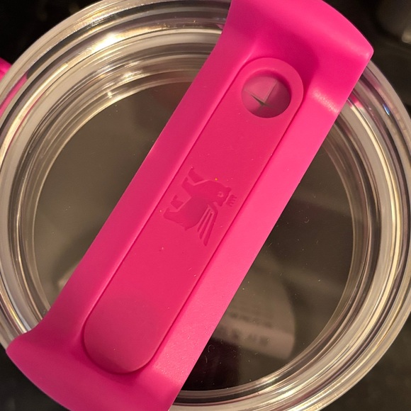 Stanley Fuchsia Quencher H2.0 Tumbler - NEW (missing straw) - Picture 5 of 9
